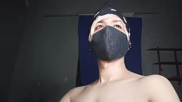 AxelRogue's Webcam Show