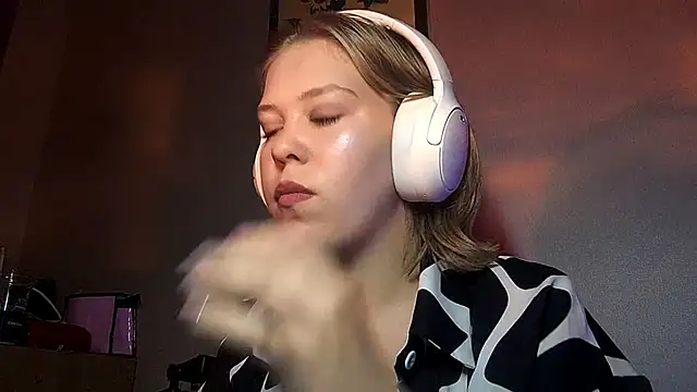 MarylnKrammesn Webbikameraesitys