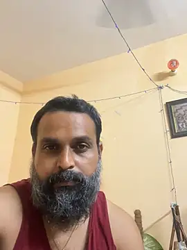 Chatroom XXX en direct de beast_bearded_dady