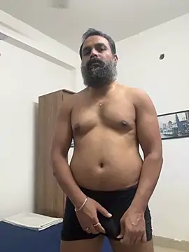 beast_bearded_dady Webcamshow