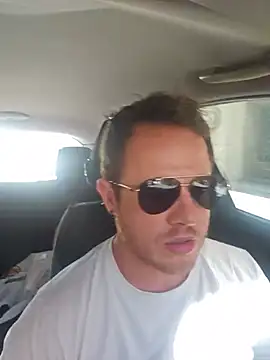 Show modela DobleTentacionvj na web-kameri