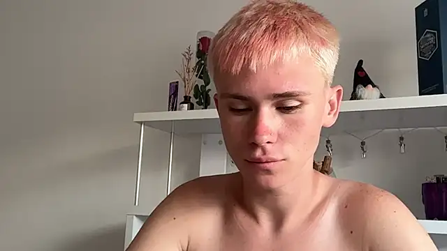 twiinknico webcam show