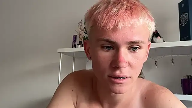 twiinknico webcam show