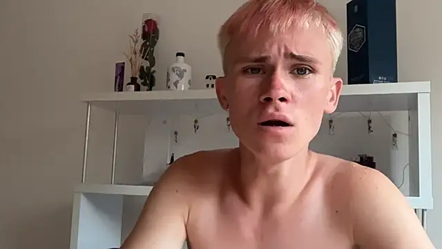 twiinknico webcam show