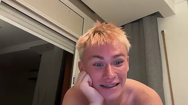 twiinknico webkamerás műsora