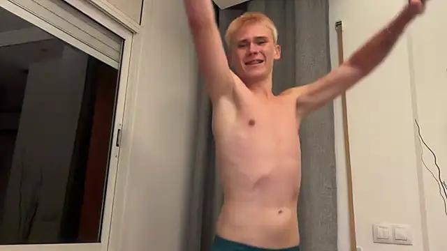 twiinknico Webcam Show