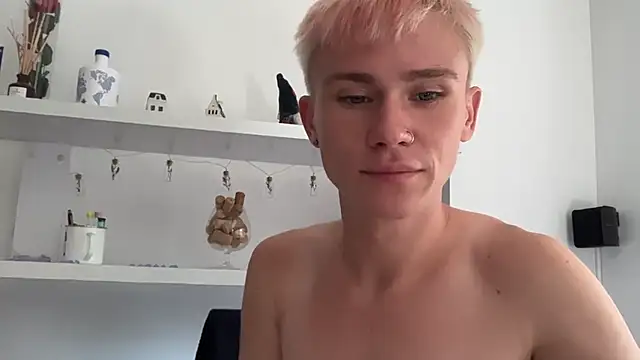 twiinknico   – webcam-show