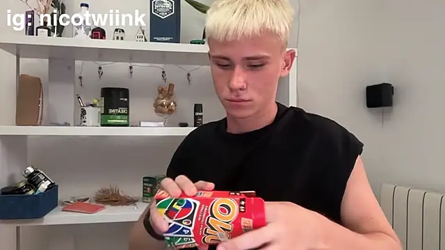 twiinknico Webcamshow