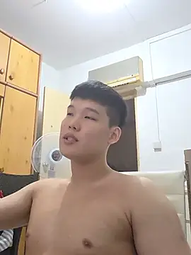 apexboy23 在線直播表演