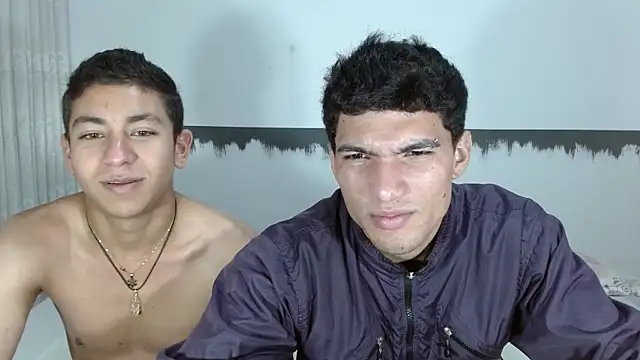 XXX chat uživo modela ANKENTH