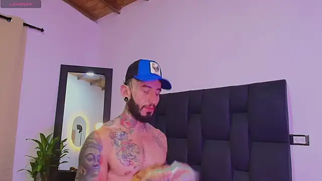 Show modela dilan_scootk_j na web-kameri