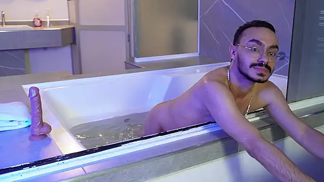 Show modela thomas_montiel na web-kameri