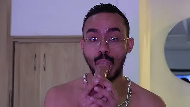 thomas_montieln Webbikameraesitys