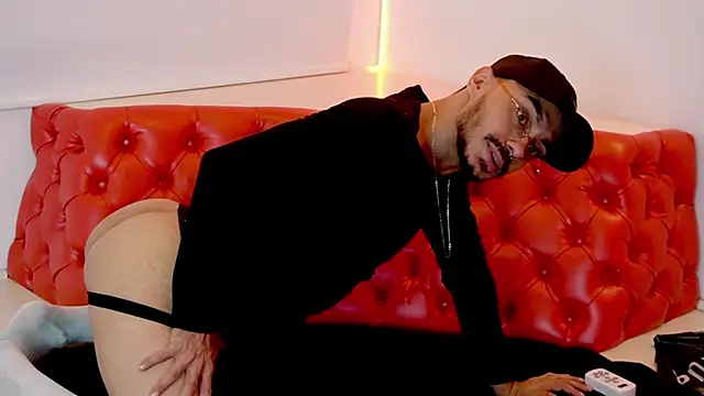 thomas_montiel Show Webcam