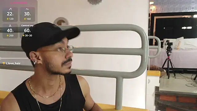 thomas_montiel 在線直播表演