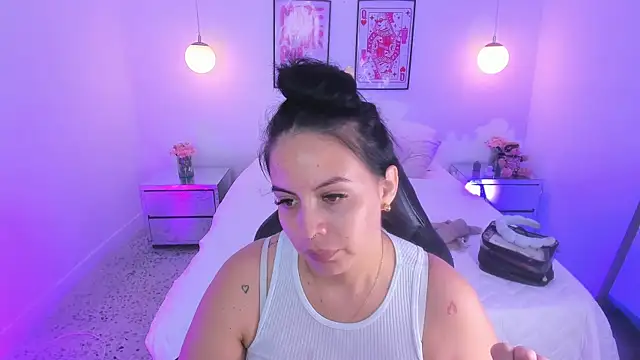 camilaa7 webcam show