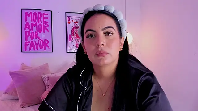 XXX chat uživo modela camilaa7