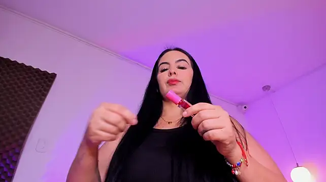 camilaa7 Adlı Modelin Canlı XXX Sohbeti