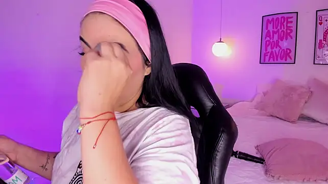 camilaa7 即時 XXX 聊天