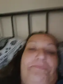 Phatpussy6988's Live XXX Chat