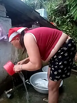 NyloveSquirt 网络视讯表演