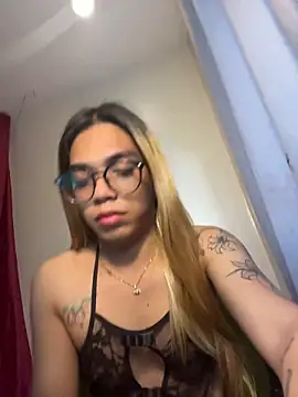 Miss_alcyone Pertunjukan Webcam