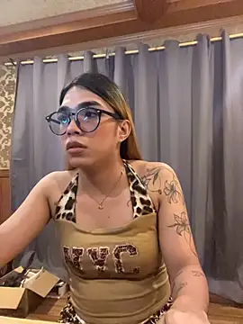 Show de Miss_alcyone na webcam