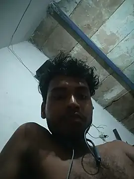 הופעת וובקאם של nude_boy12