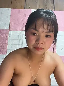 luvlivvy 在線直播表演