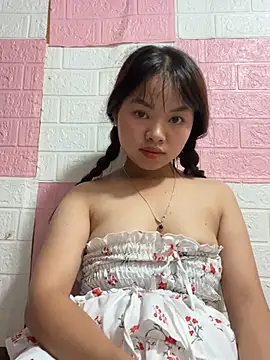 Chat XXX en directo de Lindan_cute