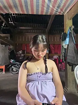 Lindan_cute's Live XXX Chat