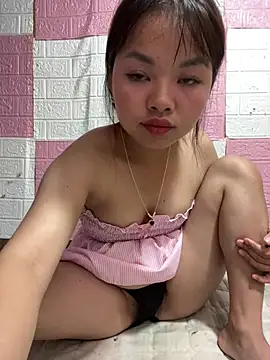 Lindan_cute's Webcam Show
