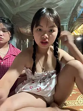 Lindan_cute's Webcam Show