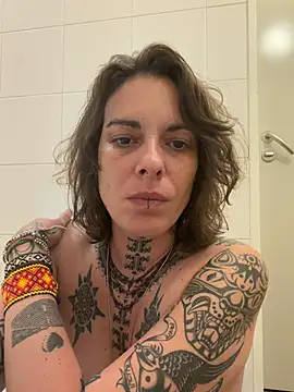 valval1312 Webcam-Show