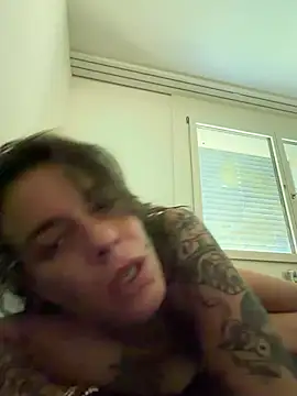 valval1312 Webcam-Show