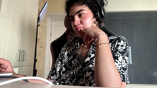 Show de webcam de ChaeNeuendorf