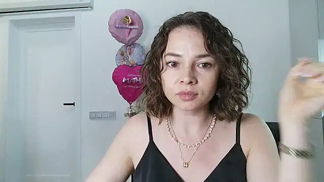 Selenneh's Webcam Show