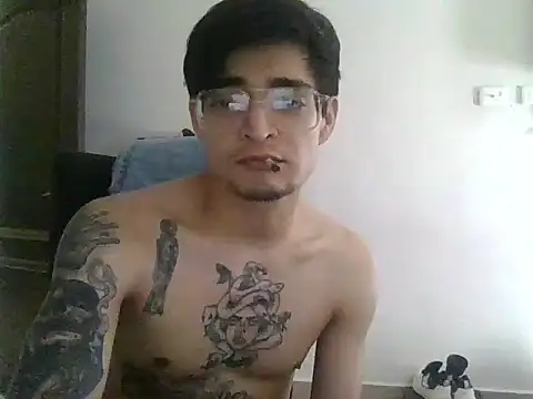 9EddieBoi4 Show in webcam
