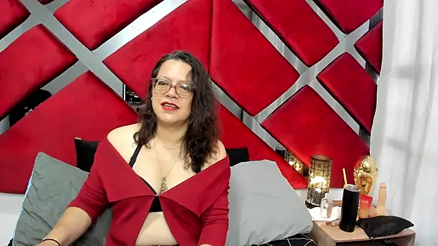 Chat XXX en directo de ELLE_HADID