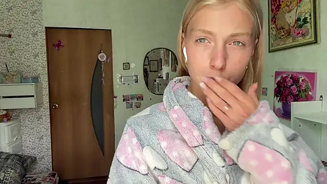 AliceGilbert_'s Webcam Show