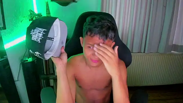 carlos_00foxx Webcam-Show