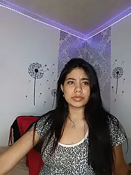 Chat XXX en directo de AylinLove_