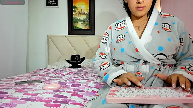 Aprodithe-and-aress Live XXX Chat