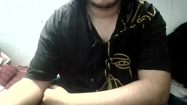 Mr_Naughty106: διαδικτυακό σόου στην κάμερα