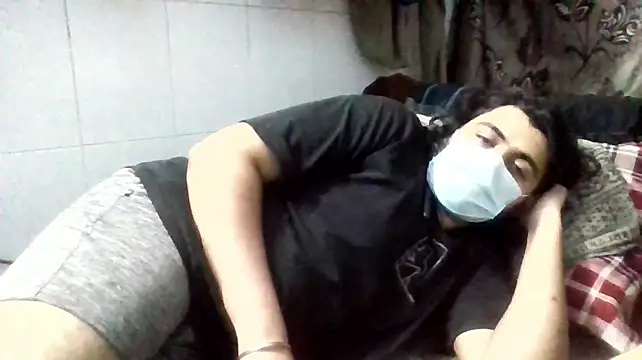 Mr_Naughty106 Pertunjukan Webcam
