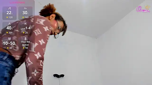katiee11's Webcam Show