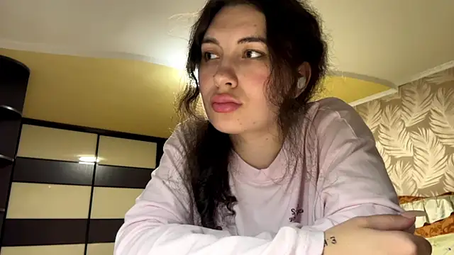 runawyin Webcam Show