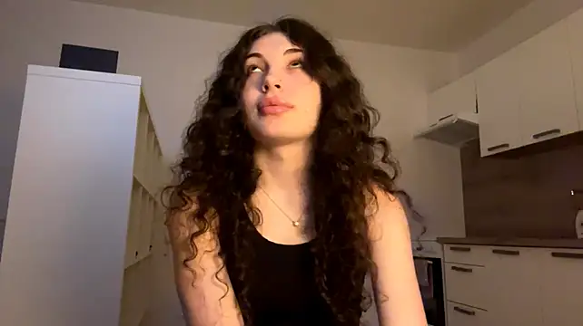 runawyin's Live XXX Chat