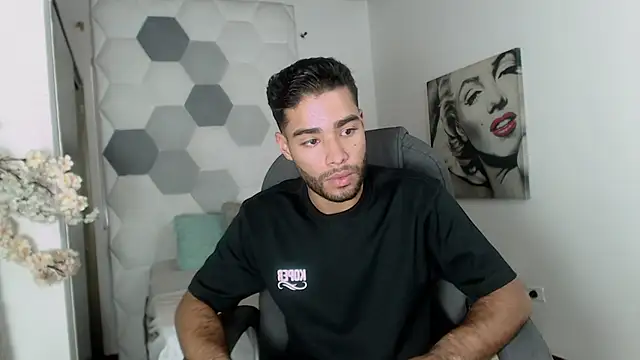 AlejandroGreco 网络视讯表演