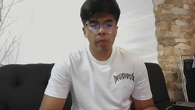 manuel9282 Show in webcam